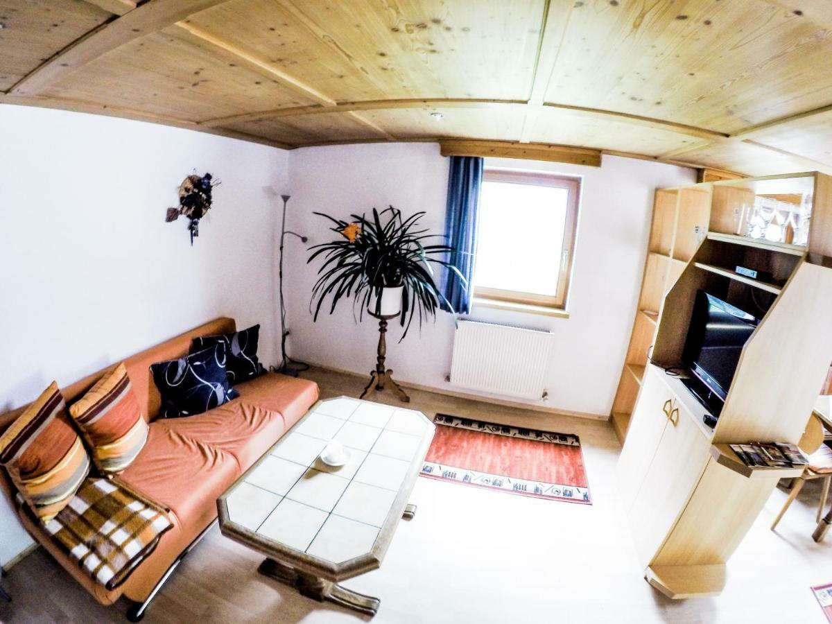 Apartamento Haus Bergblick Prägraten Exterior foto